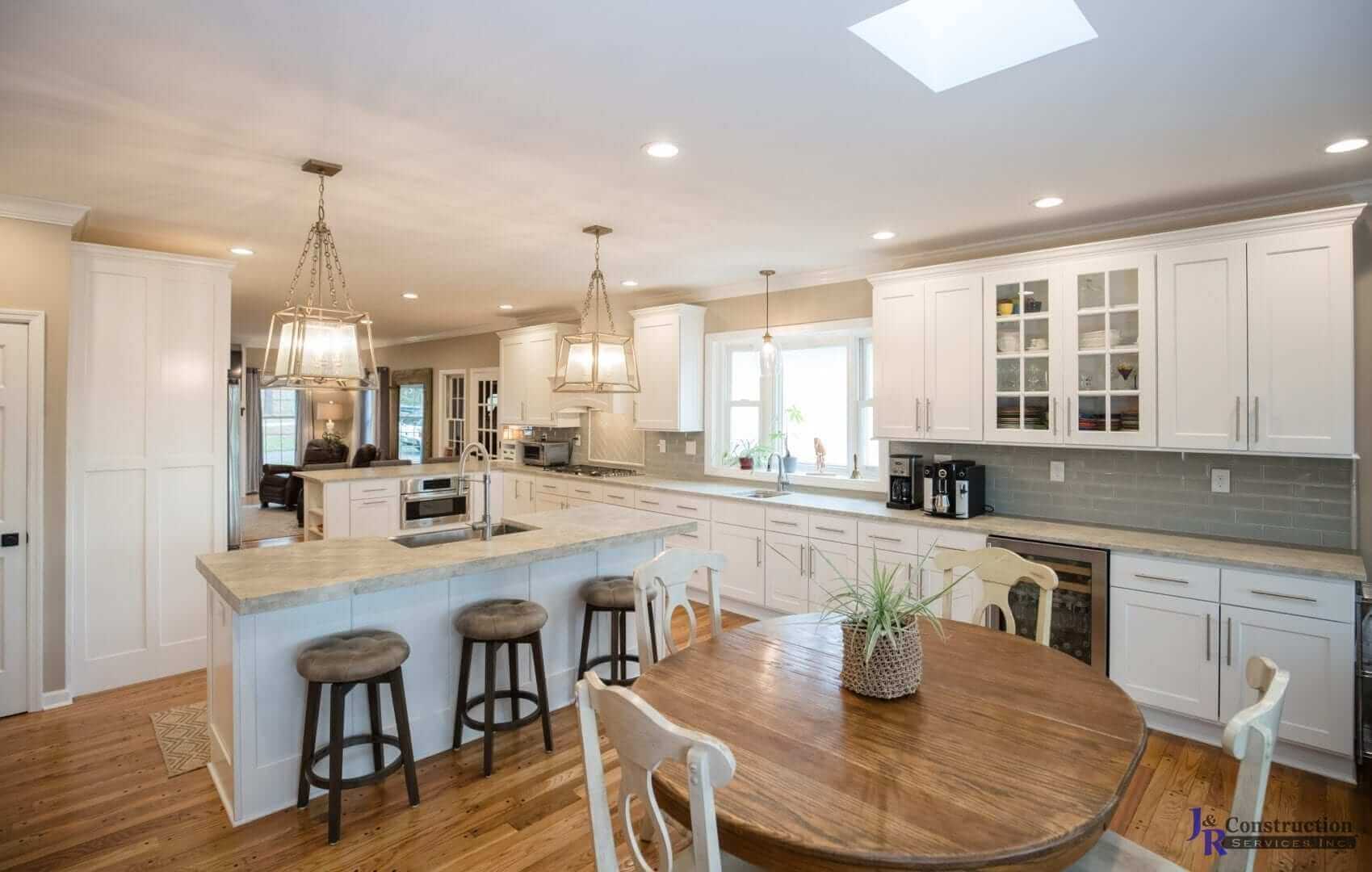 J&R Construction Inc